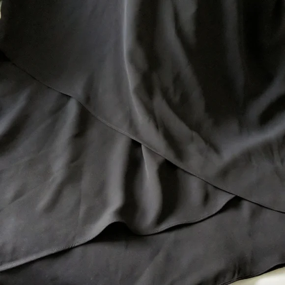 Dress - Picture 2 of 6